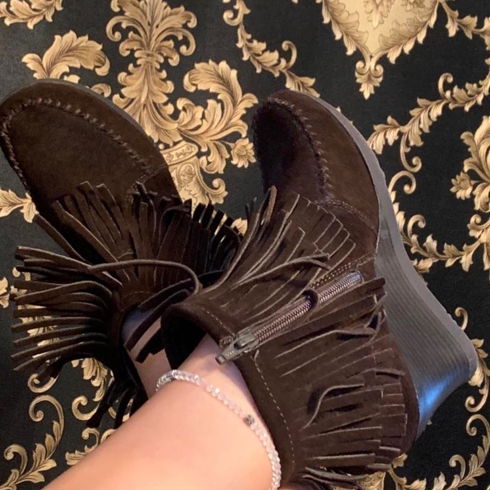 🦇 70s Fringe Minnetonka Booties 🦇